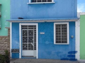 Casa · 192m² · 3 Recámaras · Hermosa Casa Para Remodelar en El Centro de Mérida, a Una Cuadra de La Plancha