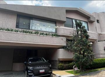 Casa · 400m² · 3 Recámaras · 2 Estacionamientos · Hermosa Casa $12,490,000 Residencial Placet Interlomas. Huixquilucan.