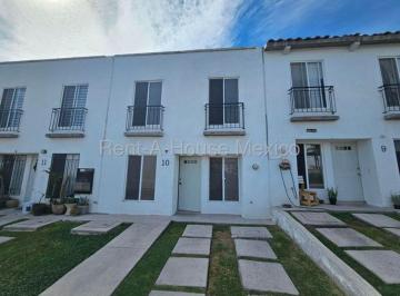 Casa de 3 habitaciones, Querétaro · Casa con 3 Recámaras, Amenidades, Estudio. Venta - Ciudad del Sol