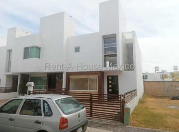 Casa de 3 habitaciones, Querétaro · Venta. Casa con Amenidades y 3 Recámaras - Sonterra