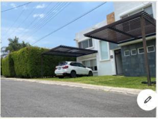 Casa · 700m² · 5 Recámaras · 3 Estacionamientos · Club de Golf Lomas de Cocoyoc, Oaxtepec Morelos