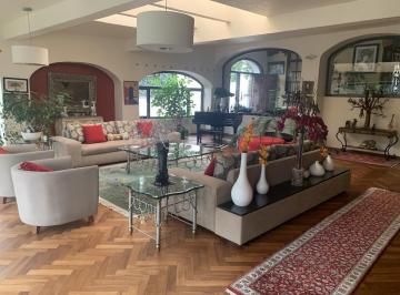 Casa · 1140m² · 5 Recámaras · 6 Estacionamientos · Casa - San Jerónimo Lídice