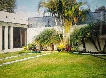Casa · 525m² · 5 Recámaras · 4 Estacionamientos · Fraccionamiento Insurgentes Cuernavaca Casa en Venta