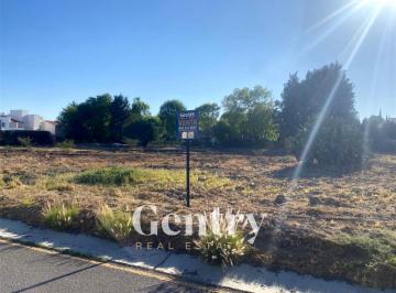 GENTRY REAL ESTATE · Terreno en Venta en El Campanario Querétaro