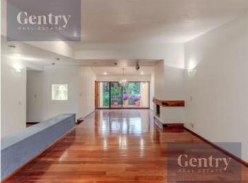 Casa · 539m² · 3 Recámaras · 4 Estacionamientos · Villa Charra del Pedregal Residencia en Venta