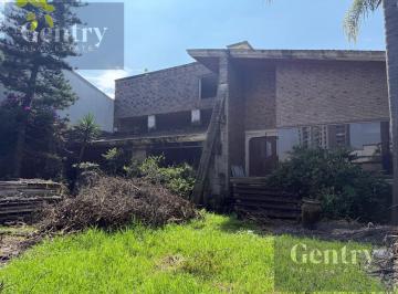 Casa · 600m² · 4 Estacionamientos · Jardines en La Montaña Casa Como Terreno Dos Lotes
