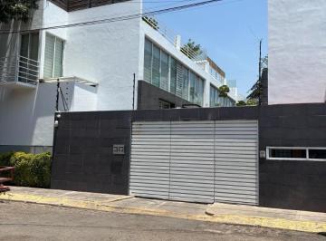 Casa · 220m² · 3 Recámaras · 3 Estacionamientos · Casa en Venta, Ejido San Pedro Tlalpan