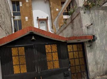 Casa · 220m² · 1 Recámara · 2 Estacionamientos · Casa en Venta en El Puerto Tlalnepantla