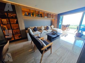 Departamento · 187m² · 3 Recámaras · 2 Estacionamientos · Departamento en Venta, 4 Recamaras, Remodelado/neuvo, Puerto Cancún, Cancún