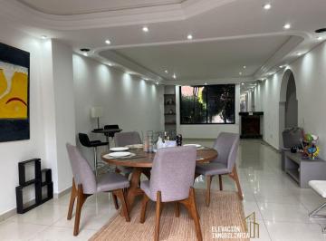 Casa en condominio · 180m² · 4 Recámaras · 2 Estacionamientos · Venta y Renta de Casa en Condominio en Interlomas Hacienda de Las Palmas, Interlomas, Huixquilucan.