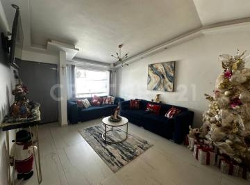 Casa · 198m² · 3 Recámaras · 3 Estacionamientos · Casa en Venta en Cuautitlan Izcalli, Bosques del Lago