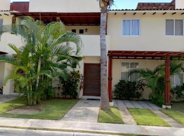 Casa · 155m² · 3 Recámaras · 2 Estacionamientos · Hermosa Casa Terrasol Acapulco Diamante