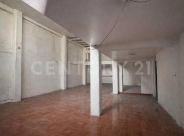 Casa · 379m² · 3 Recámaras · Venta de Casa con Local Comercial en Moctezuma 2 Secc. Venustiano Carranza, Cdmx
