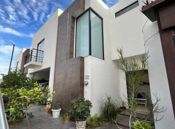 Casa · 196m² · 3 Recámaras · Casa en Fraccionamiento Los Arrayanes
