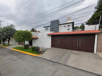 Casa de 4 habitaciones, Naucalpan de Juárez · Venta de Casa en Col. Ciudad Satelite, Naucalpan de Juarez, Edo Mex