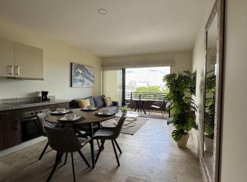 Departamento · 58m² · 1 Recámara · 1 Estacionamiento · Departamento Amplio en Venta en Centro de Playa del Carmen
