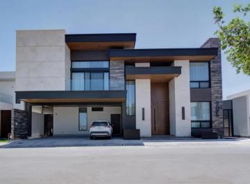 1 · Residencia de Lujo Inteligente con Paneles Solares en Rincón de Los Encinos