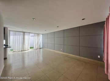 Casa de 3 habitaciones, Corregidora · Punta Esmeralda - Venta. Casa con 3 Recámaras y Estudio