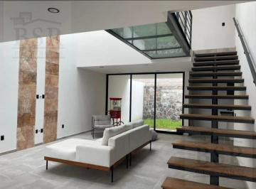 Casa · 231m² · 3 Recámaras · 3 Estacionamientos · Casa en Venta Lomas de Juriquilla