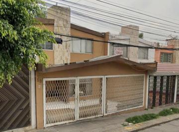 Casa de 3 habitaciones, Atizapán de Zaragoza · Venta de Casa en Col. Jardines de Atizapan, Ciudada de Lopez Mateos, Edo Mex