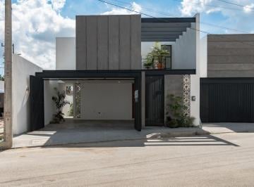 Casa de 3 habitaciones, Abalá · Casa Totalmente Equipada, Dzytia
