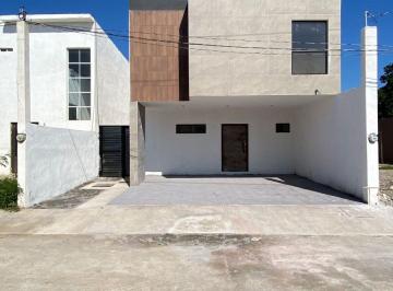 Casa de 3 habitaciones, Victoria · Casa en Venta, Hacienda del Sol