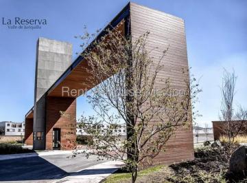 Casa · 190m² · 4 Recámaras · 3 Estacionamientos · Casa en Venta en Fraccionamiento La Reserva, Valle de Juriquilla