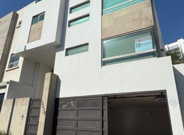 Casa de 3 habitaciones, Monterrey · Vendo! Hermosa Casa en Colinas del Valle!