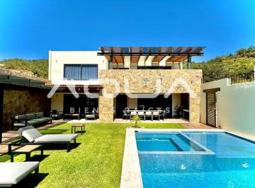 Casa de 5 habitaciones, Valle de Bravo · Casa Nueva San Gaspar