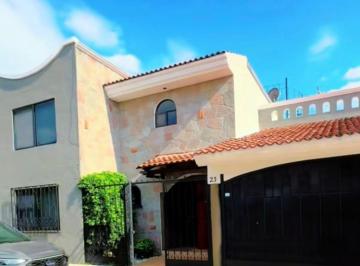 Casa de 3 habitaciones, Puebla · Casa en Venta en Fraccionamiento Camino Real