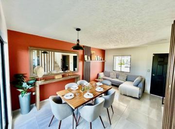 Casa de 3 habitaciones, Pachuca · Casa Residencial con Terraza, Jardín y Ampliación Funcional Hasta 4 Recámaras en Zona Exclusiva