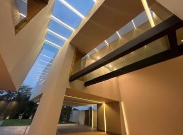 Casa · 1495m² · 3 Recámaras · 7 Estacionamientos · Casa en Jardines del Pedregal