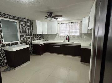 Casa de 3 habitaciones, Mérida · Casa en Renta en San Antonio Cinta