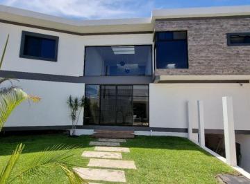 Casa de 3 habitaciones, Emiliano Zapata · Casa en Renta en Burgos Al Sur de Cuernavaca Morelos