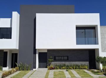Casa en condominio · 165m² · 3 Recámaras · 3 Estacionamientos · Casa en Venta Toluca Residencial Puerta Metepec