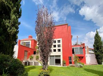 Casa · 460m² · 5 Recámaras · 4 Estacionamientos · Casa en Privada Cerrada