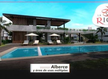 Casa · 154m² · 3 Recámaras · 2 Estacionamientos · Casa en Venta con 3 Recamaras, 4 Paneles Solares, Terraza, Residencial en Playa del Carmen.