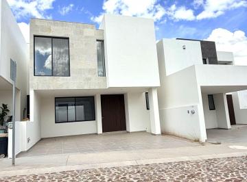 Casa en condominio de 3 habitaciones, Jesús María · Venta Casa en St Angelo