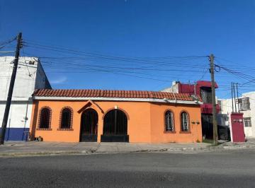 Casa de 4 habitaciones, San Nicolás de los Garza · Casa Residencial Periférico