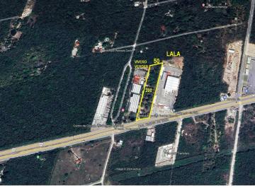 Terreno / Lote · 5m² · Terreno en Venta de 9,300 m², Comercial, 50 m Frente Carretera, Mérida - Cancún