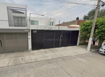 Casa de 3 habitaciones, Zapopan · Rm Venta de Casa en Zapopan Jalico de La Colonia La Calma