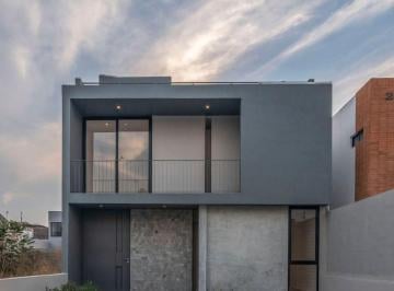 Casa de 3 habitaciones, Colima · Casa en Residencial Punta Norte en Venta, 3 Recámaras y Roof Garden Zona Norte de Colima