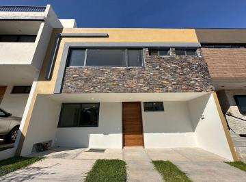Casa de 4 habitaciones, Zapopan · Casa en Venta en Coto Austriaco Valle Imperial