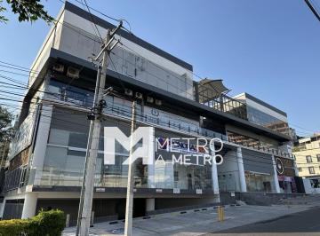 Local comercial , Querétaro · Local en Renta en Bernardo Quintana - Queretaro | de 105 m² | Comercial
