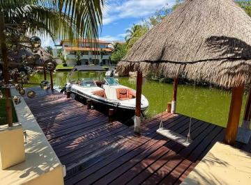 Casa · 400m² · 3 Recámaras · Casa en Renta en Isla Dorada, Zona Hotelera de Cancún