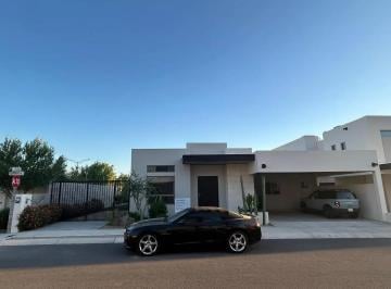 Casa de 3 habitaciones, Hermosillo · Casa en Venta en La Mirada en Hermosillo Sonora