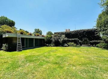 54ae5b8301dfa839907169e0bbc34bee18df0eaf97817e61d92ee20e55ea1649 · Casa en Venta en Lomas de Chapultepec