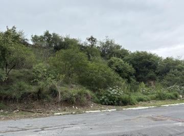 Terreno / Lote · 405m² · Terreno en Venta en Jardines de Valle Alto
