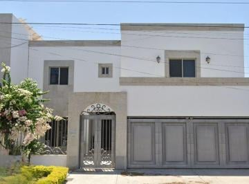 Casa de 3 habitaciones, Cajeme · Casa en Venta California Zona Norte, Ciudad Obregon, Sonora