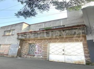 Casa · 220m² · 3 Recámaras · 4 Estacionamientos · Casa en Venta en Villa de Cortes, Benito Juárez, Cdmx
